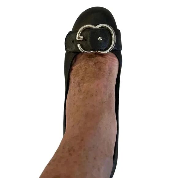 Gucci GG Black Buckle Pumps - Picture 5 of 12